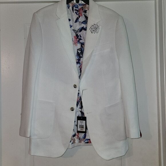 Tailored Recreation Premium   - Picture 2 of 10